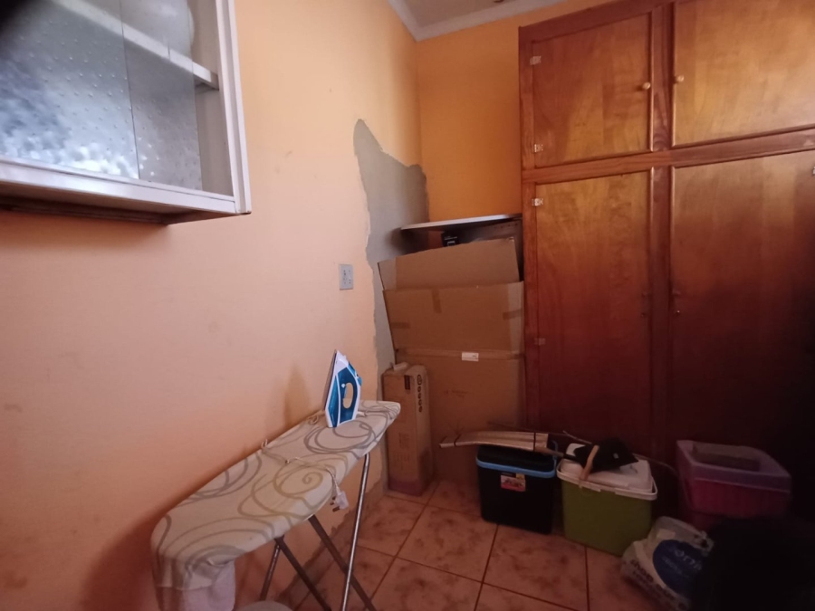 4 Bedroom Property for Sale in Dawkinsville North West